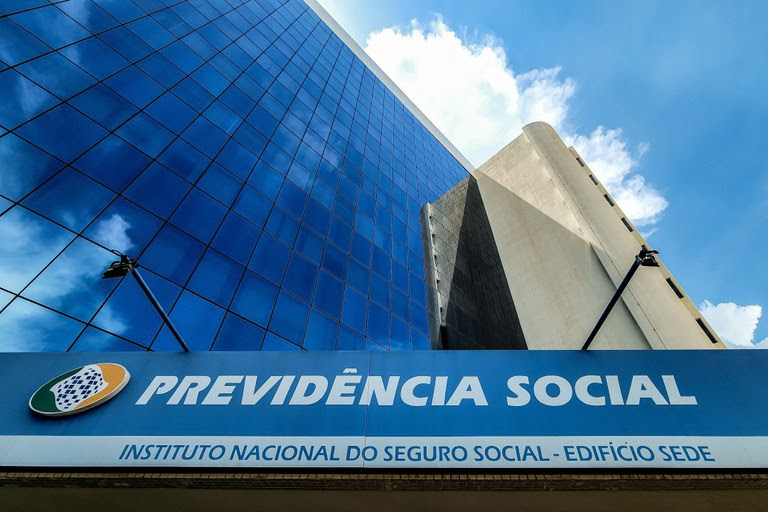 Mais de 144 mil aposentados e pensionistas no Rio de Janeiro já receberam o ressarcimento
