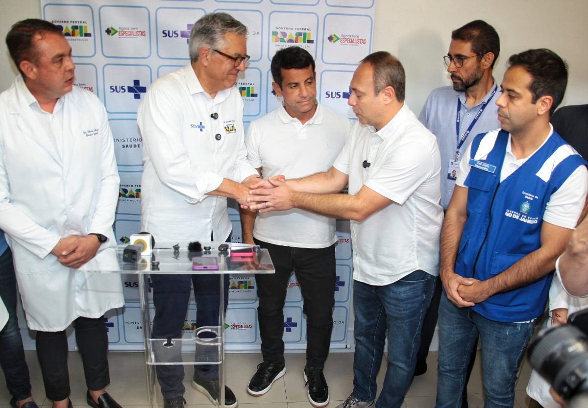Em visita ao Hospital da Posse ministro anuncia reforço de R$ 100 milhões para a Saúde de Nova Iguaçu