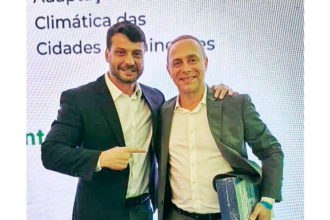 Prefeito de Nova Iguaçu busca recursos para obras contra enchentes e adaptação climática