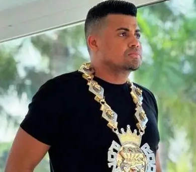 Dias de temor, noites sem sono: indiciamento de TH Joias por oito crimes estaria causando insônia em alguns bambambãs