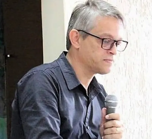 “Está fazendo o que com os recursos da Saúde, prefeito?” Perguntam lá pelas bandas de Queimados