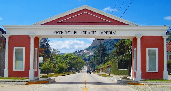 Prefeitura de Petrópolis poderá cobrar pelo serviço de limpeza