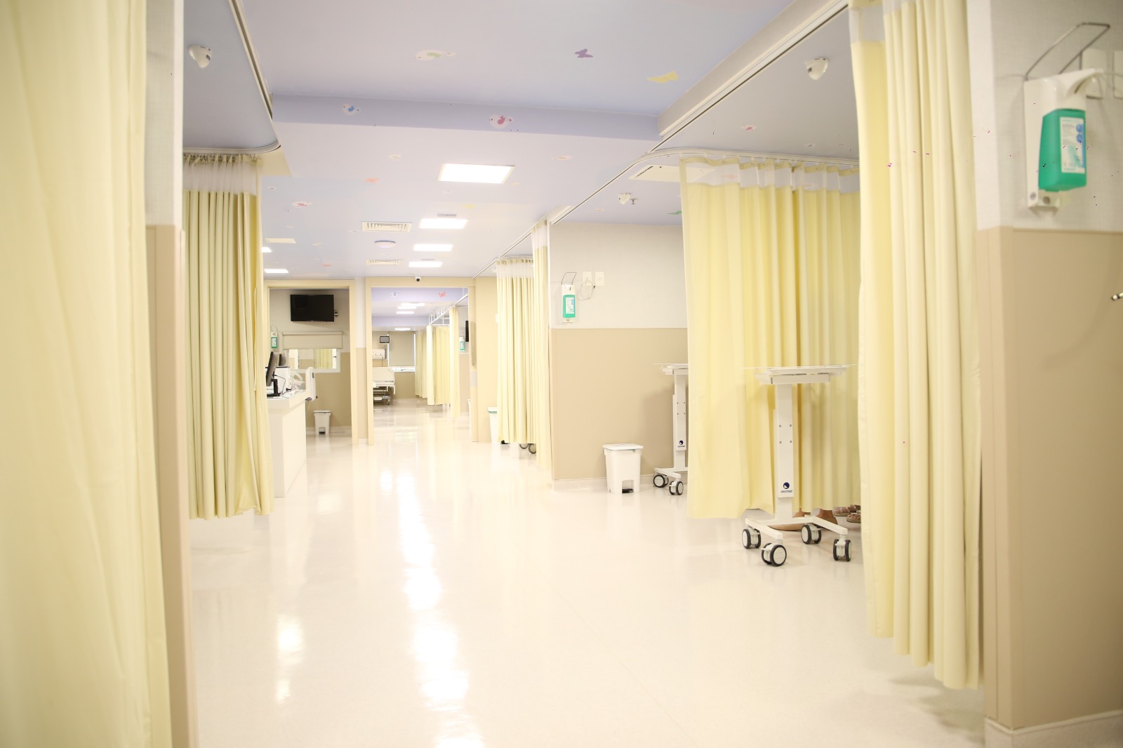 Primeiro hospital privado do Rio a participar do Agora Tem Especialistas já está realizando cirurgias oncológicas em pacientes do SUS