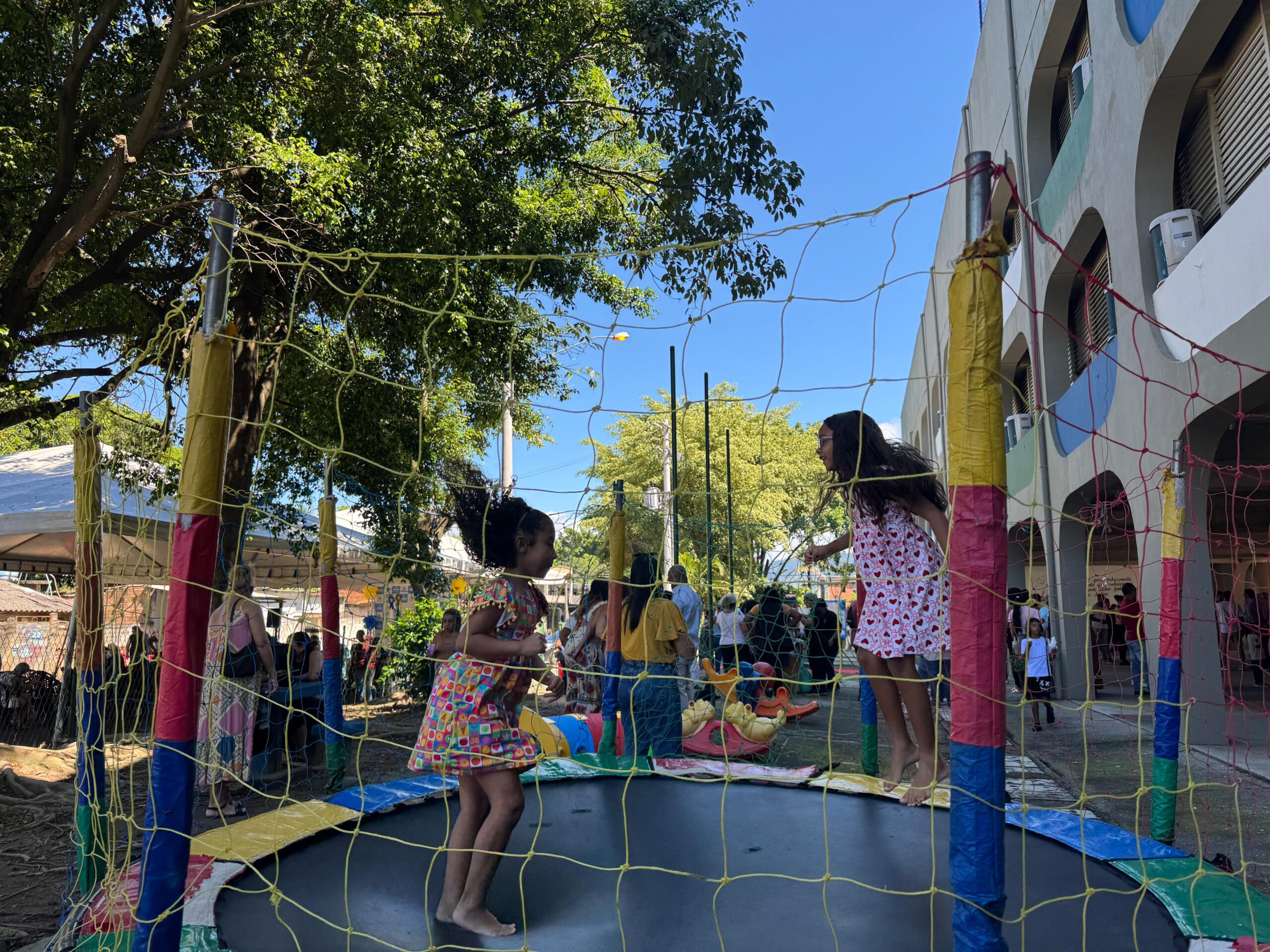 Japeri reinaugura Ciep totalmente revitalizado no bairro Mucajá