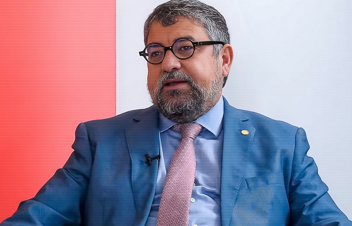 Autoritarismo de Quaquá incomoda até os mais próximos: desmonte da estrutura do vice-prefeito pegou muito mal em Maricá