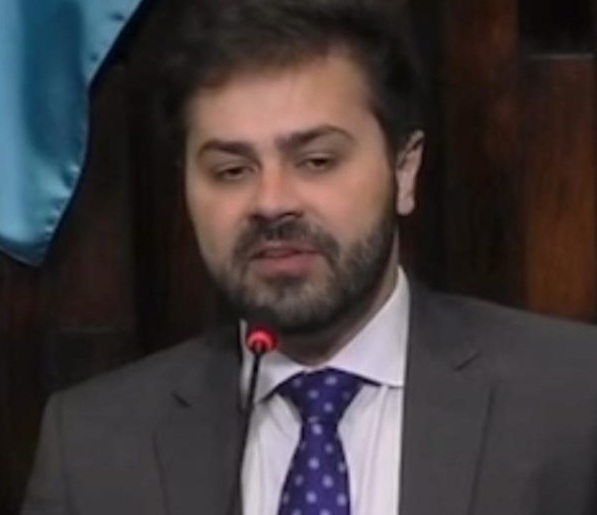 Vinicius Cozzolino vai trocar União Brasil pelo PSD de Eduardo Paes