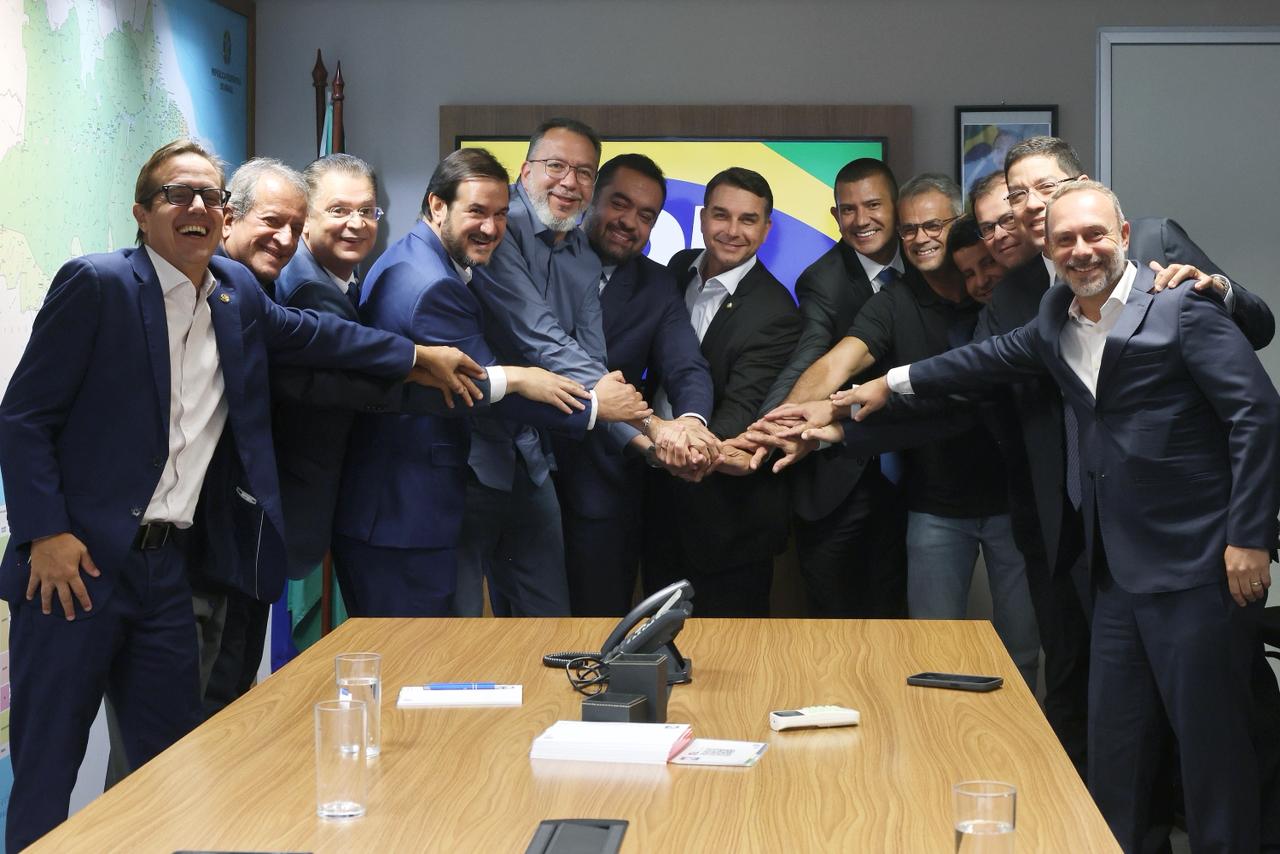 Aliança PL/PP/União tira Eduardo Paes da zona de conforto, acreditam analistas, que veem opção pela família Reis como ‘escolha equivocada’