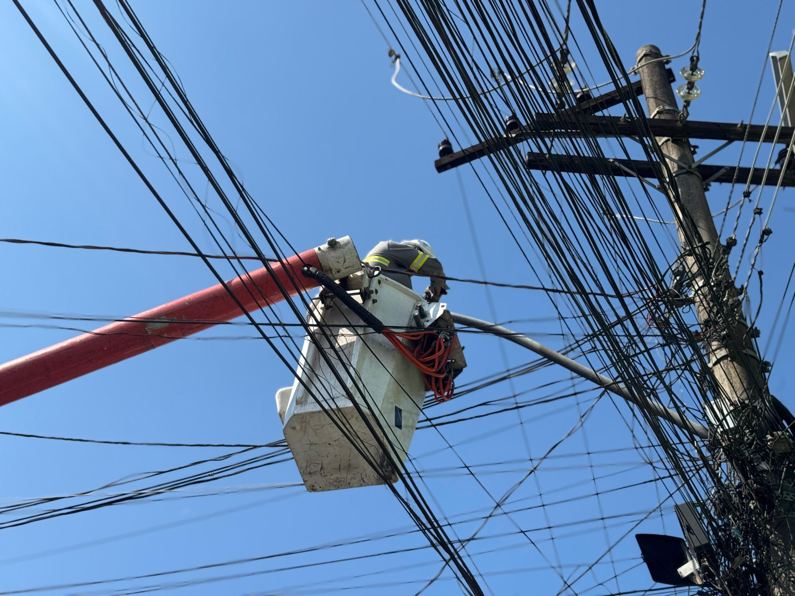 Japeri: Implantação de Iluminação pública com tecnologia LED tem nova etapa iniciada pela Prefeitura