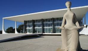 Começou há pouco o julgamento das regras da eleição indireta para mandato-tampão no Rio