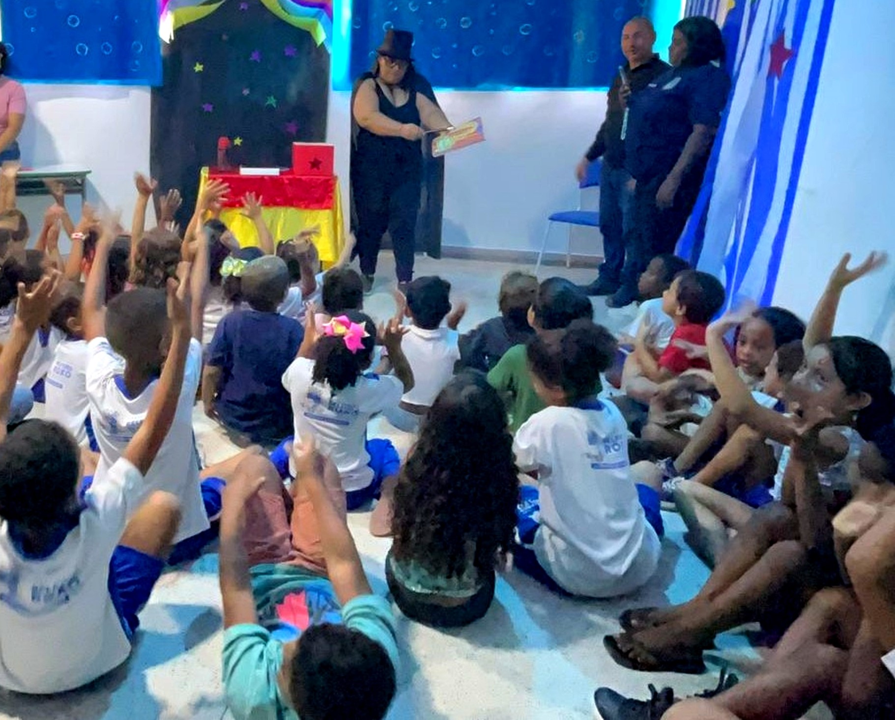 Escolas de Belford Roxo comemoraram o Dia do Circo