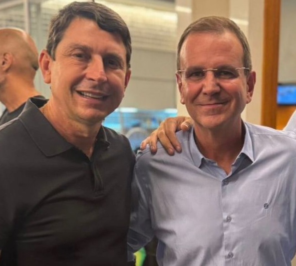 Uma pulada de cerca anunciada