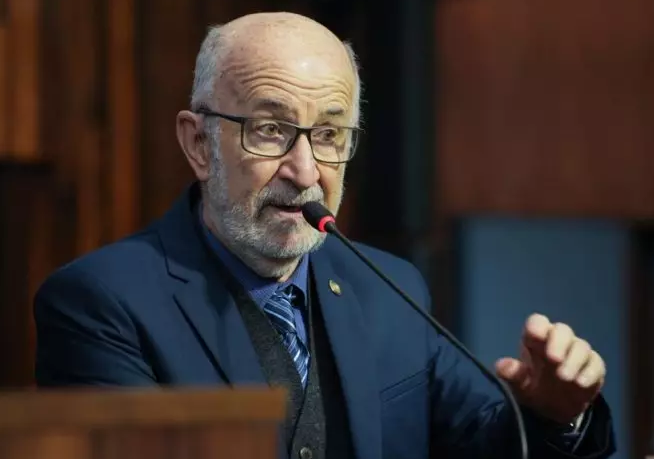 Grupo de Paes sofre nova derrota na Justiça e a eleição do novo presidente da Alerj terá voto aberto