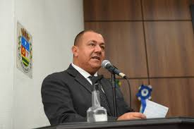 Vereador baleado em Nova Iguaçu está em estado grave, diz nota da Câmara Municipal