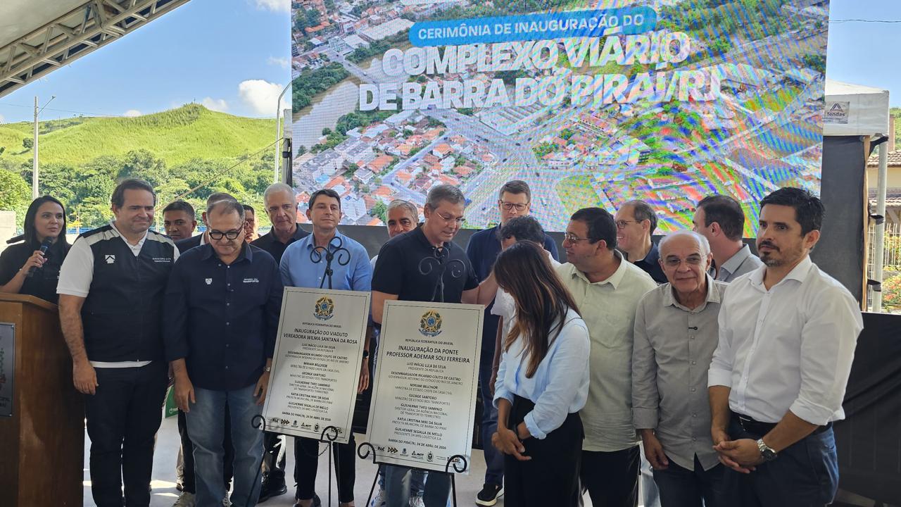 Governo federal entrega complexo viário em Barra do Pirai