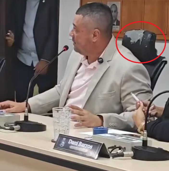 Japeri: Repasses para a Câmara somam mais de R$ 10 milhões por ano, mas vereador senta em cadeira rasgada