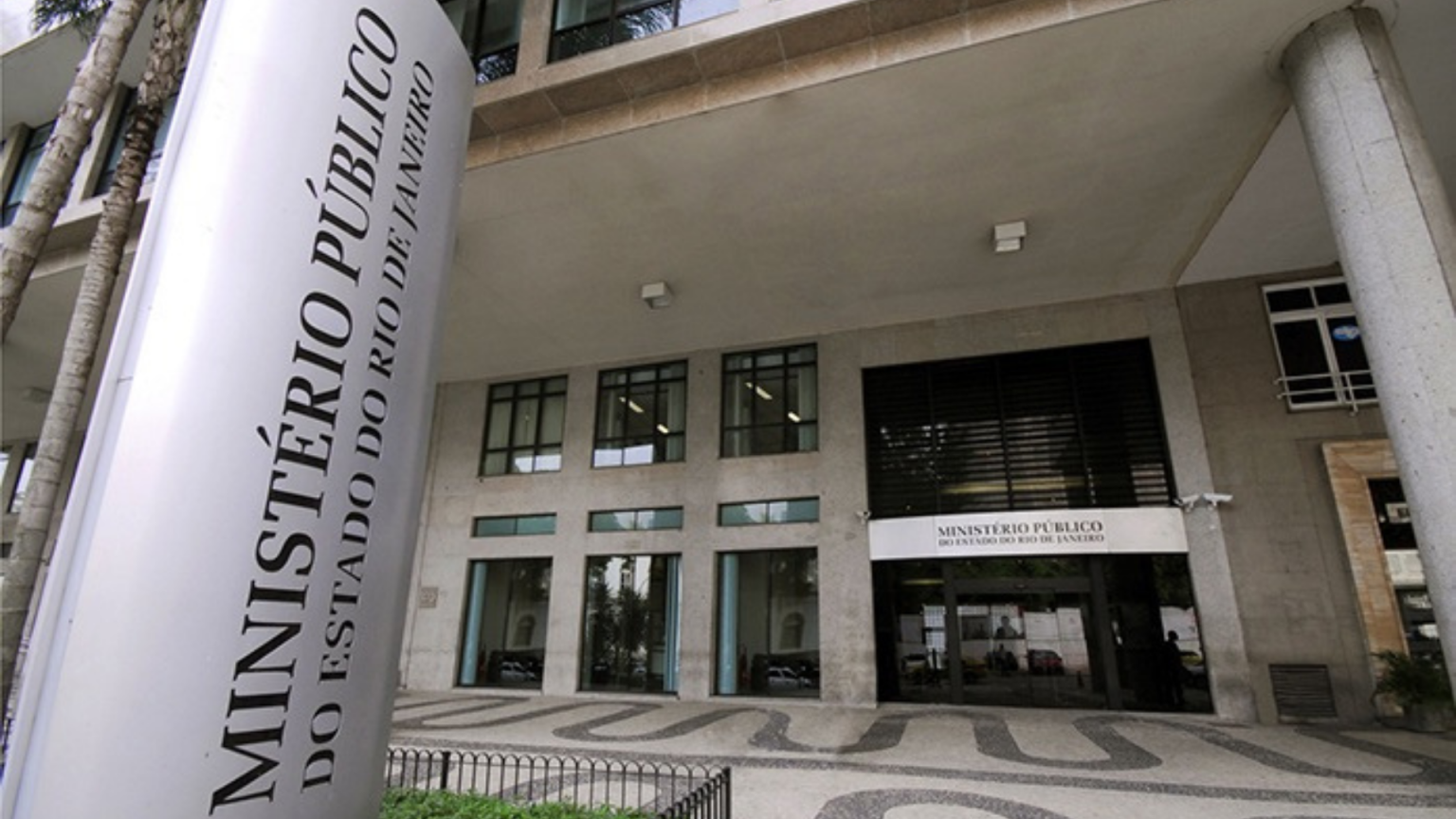 Ministério Público denuncia dois policiais militares por homicídio triplamente qualificado de empresário na Pavuna