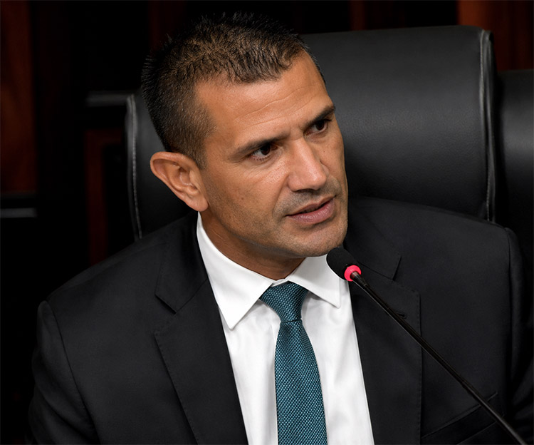 Alerj vai votar projeto de lei para impedir recusa de pagamento em dinheiro nos ônibus