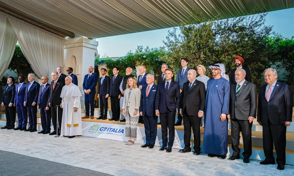 Cúpula do G7 começa a se reunir e presença do presidente Lula gera expectativa por tarifa dos EUA e veto à carne pela EU