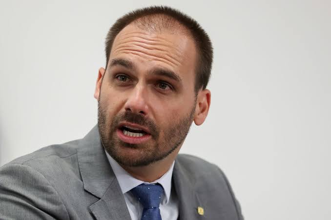 Supremo condena Eduardo Bolsonaro por coação no curso do processo sobre tentativa de golpe