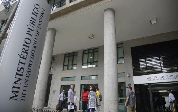 Levy Gasparian: Ministério Público ajuíza ação para regularizar para que a Prefeitura regularize os serviços de limpeza urbana