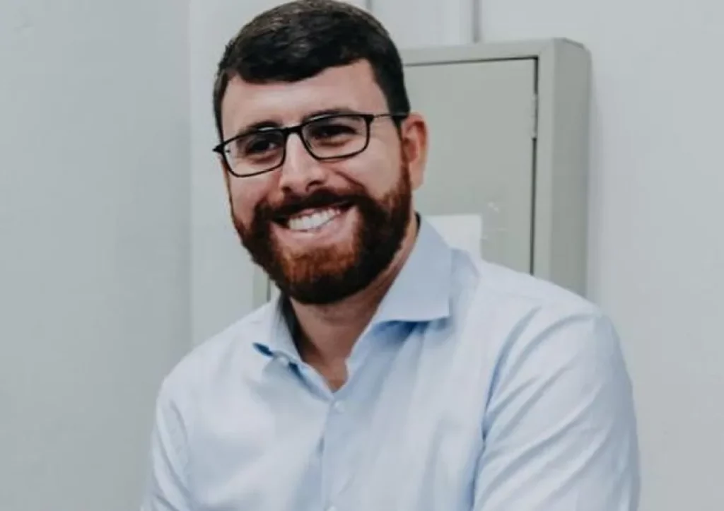 Procura-se um vice: Douglas Ruas esteve em Magé em busca de Cozzolino, que não aceitou o convite
