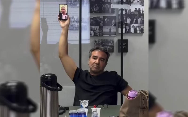 Ex-prefeito de Mesquita parece ser o único “fervoroso” em relação à candidatura de Douglas Ruas na Baixada