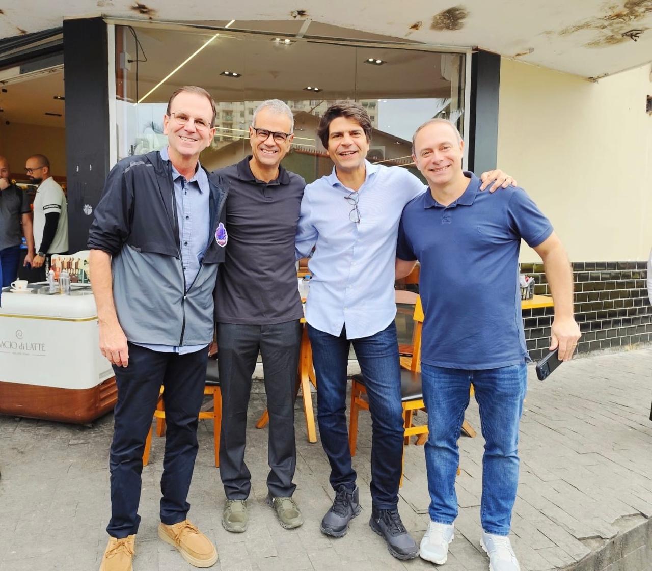 Paes abre campanha na Baixada com carreata em Nova Iguaçu ao lado de Dudu Reina e Rogério Lisboa