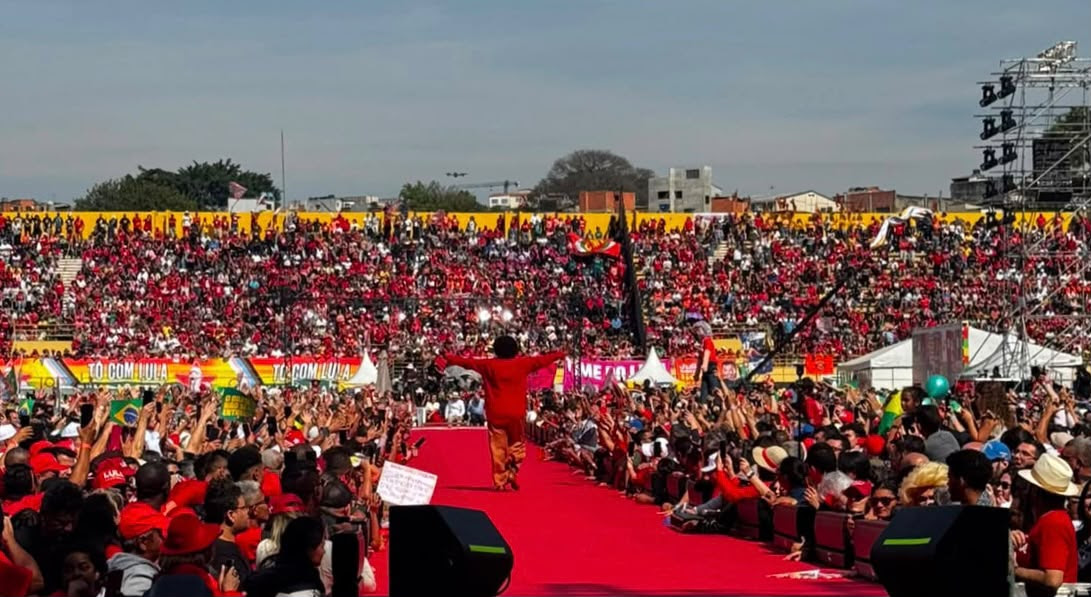 Na Vila Euclides, Benedita destaca papel das mulheres e reafirma compromisso com Lula
