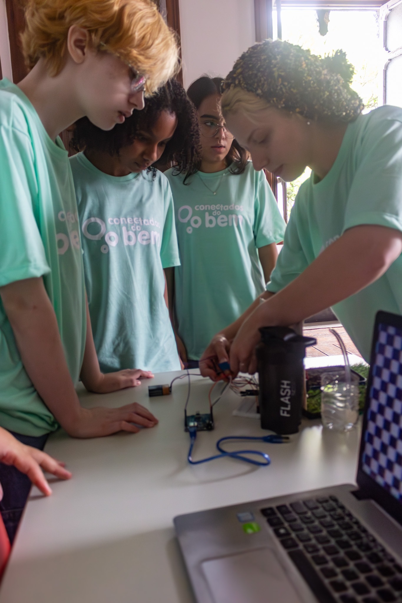 Empreendedorismo avança entre os jovens e amplia debate sobre educação para inovação