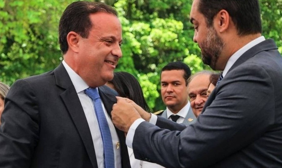 A pedido do MPRJ Justiça faz bloqueio de até R$ 5 milhões em bens de ex-secretário André Moura