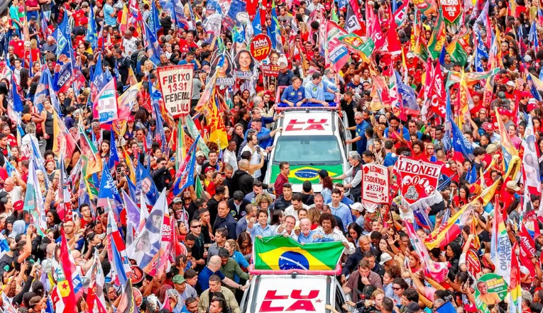“O Palácio do Planalto não cabe miliciano lá dentro”, afirma Lula em evento de campanha em São Gonçalo