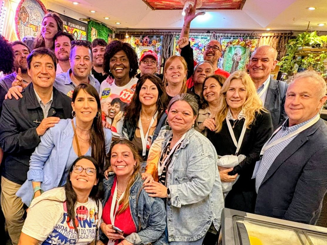 “Conquistas históricas estão sob ameaça”, alerta Benedita