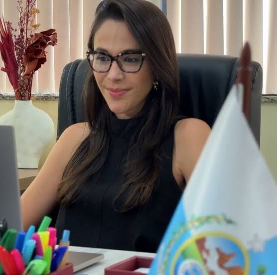 Uma coisa não tem nada a ver com a outra: Visita da prefeita de Belford Roxo a Canella gera onda de boatos sobre cassação
